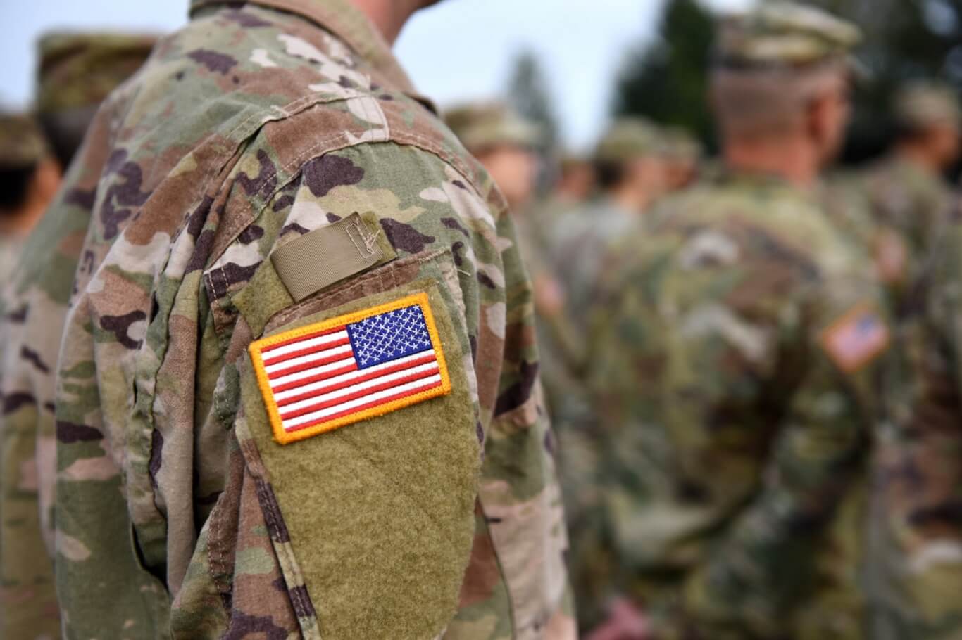 can civilians wear american flag patches